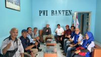 Ketua Umum PWI Zulmansyah Sekedang Kunjungi Sekretariat PWI Banten