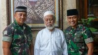 Sosok Pemimpin Dekat dengan Ulama, Danyonif 320  Kostrad Silaturahmi ke Abuya Murtadho Banten