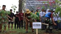 Yonarhanud 16 Kostrad Inspirasi Pelajar dan Masyarakat, Wujudkan Paru-Paru Dunia dengan Penanaman 100 Pohon