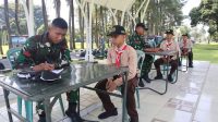 Yonif 502 Kostrad Bersama MTS Shirothul Fuqoha Gondanglegi Laksanakan LDK Anggota OSIM