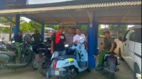 Patroli Dialogis Personel Polsek Lemahabang Sosialisasikan Pelarangan Knalpot Tidak Sesuai Spesifikasi Teknis