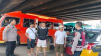 Patroli Siang Polsek Cikampek Sasar Sopir Himbau Kantibmas