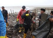 Aksi Bersih Ksatria Tengkorak di Pantai Tangkolak, Wujud Nyata Peduli Lingkungan