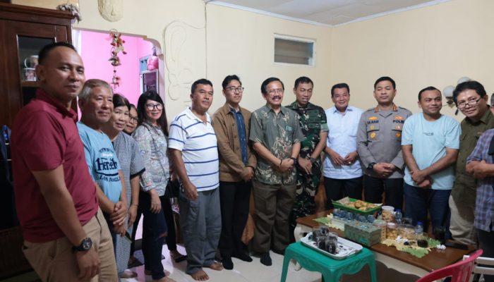 Gereja POUK Tesalonika Pasca Didatangi Warga Dan Disegel, Bupati Beserta Jajaran OPD Mengunjunginya