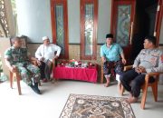 BRIPKA RINALDO ANGGOTA POLSEK CISOKA POLRESTA TANGERANG MELAKSANAKAN GIAT SAMBANG WARGA DALAM RANGKA MENCIPTAKAN SITUASI KAMTIBMAS YANG KONDUSIF