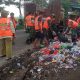 Satgas Sampah Tuntaskan Tumpukan Sampah di Jalan Raya Mauk