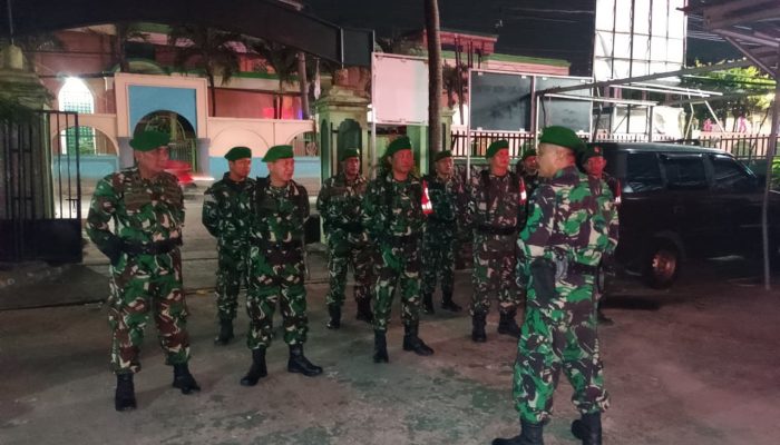 Intensifkan Patroli Malam Koramil 01/Teluknaga Amankan Pesisir Utara Kabupaten Tangerang 
