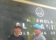 Polsek Banyusari Melaksanakan Sosialisasi QR Barcode ke Masyarakat Pengaduan Divisi Propam Polri Bidpropam Polda Jabar