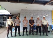 Bhabinkamtibmas Polsek KSKP Banten Polres Cilegon dialogis dengan Security Pelabuhan