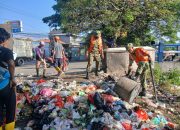 Sinergi Tanpa Batas TNI Dorong Budaya Hidup Bersih, Buang Sampah Pada Tempatnya