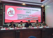 Bhabinkamtibmas Hadiri RAT Koperasi Merah Putih Desa Serdang Kulon, Wujud Dukungan Keamanan dan Transparansi